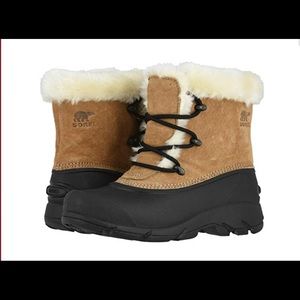 Sorel snow angel Size 10